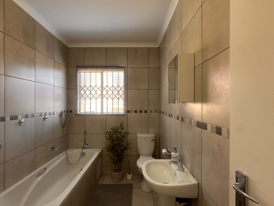 3 Bedroom Property for Sale in Waterkloof Hill Estate North West